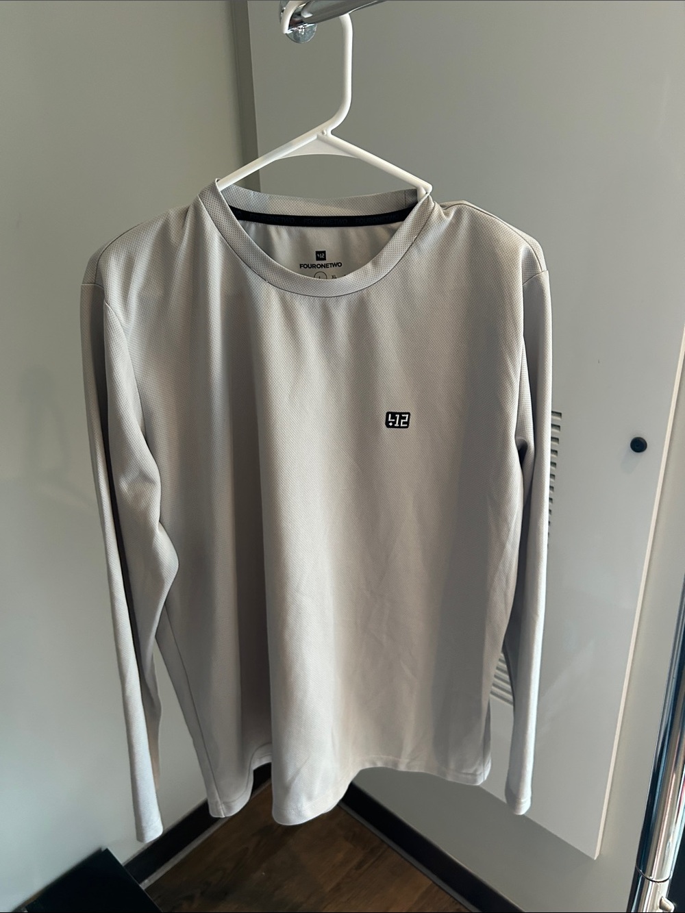 FOUR ONE TWO Men's Long Sleeve Tee - Light Gray